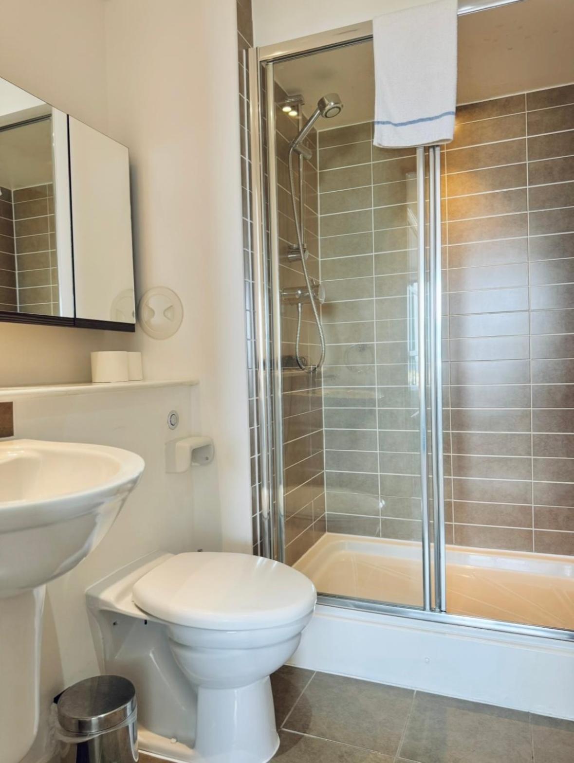 Modern Two Bedroom Apartments Edinburgh Exterior photo