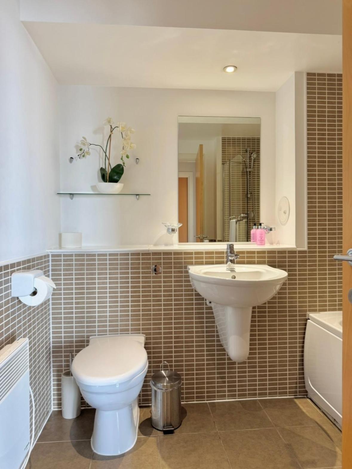 Modern Two Bedroom Apartments Edinburgh Exterior photo